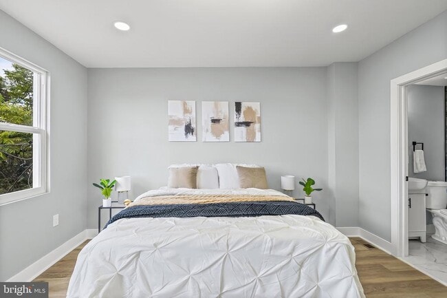 Building Photo - 1607 E Lanvale St