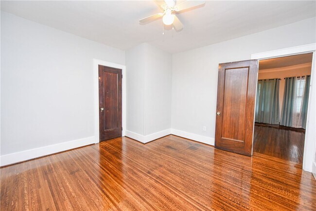 Building Photo - 200 Elmdorf Ave