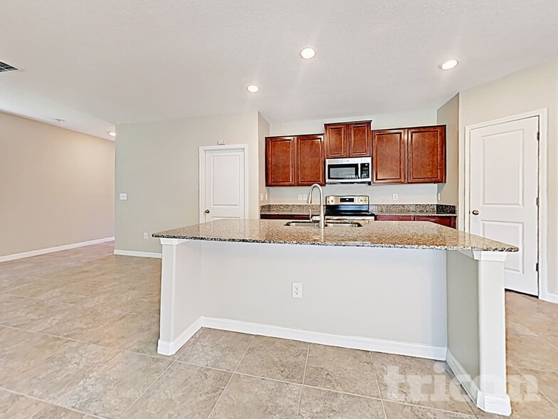 Building Photo - 10027 RoseMary Leaf Ln