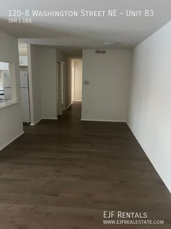 Building Photo - 120 Washington St NE