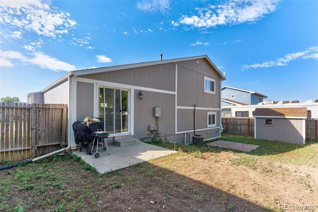 Building Photo - 943 Rancher Dr