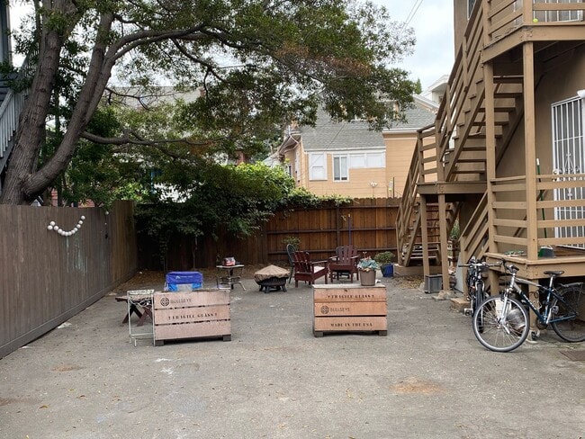 Building Photo - 475 W MacArthur Blvd