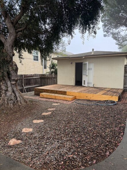 Building Photo - 601 Anderson St