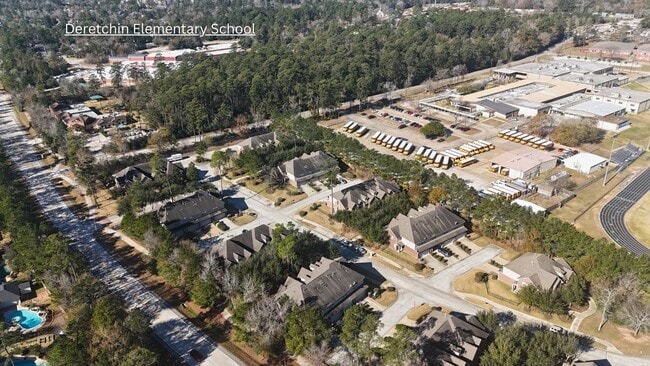 Building Photo - 2 Bettina Ln