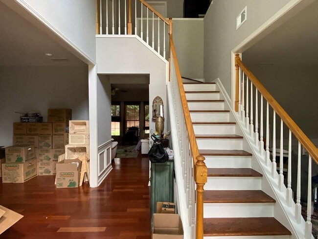 Building Photo - 30 Sherryforth Dr NW