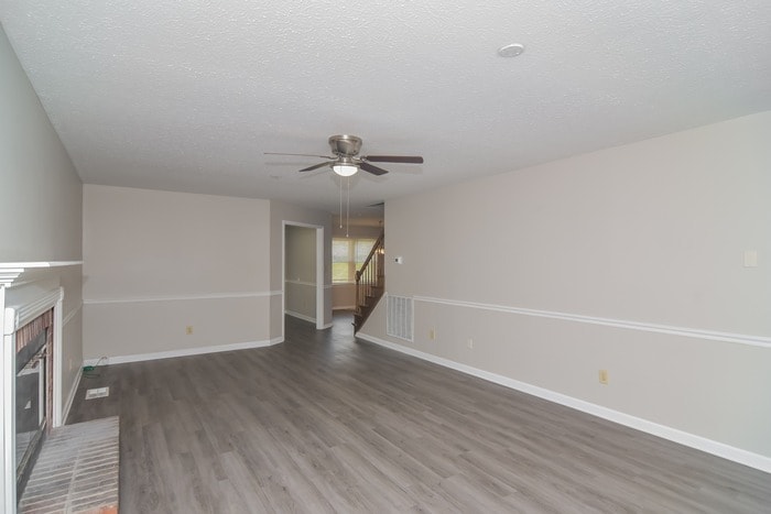 Building Photo - 415 Congress Dr