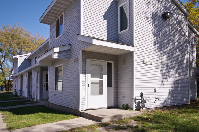 Building Photo - Cedar Terrace Townhomes