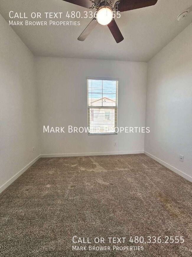 Building Photo - 4021 E Arabian Dr