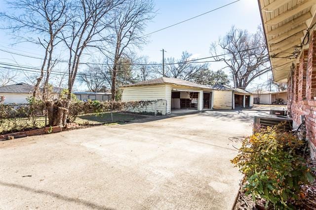 Building Photo - 6520 St Moritz Ave