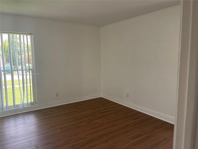Building Photo - 7811 NW 66th Terrace