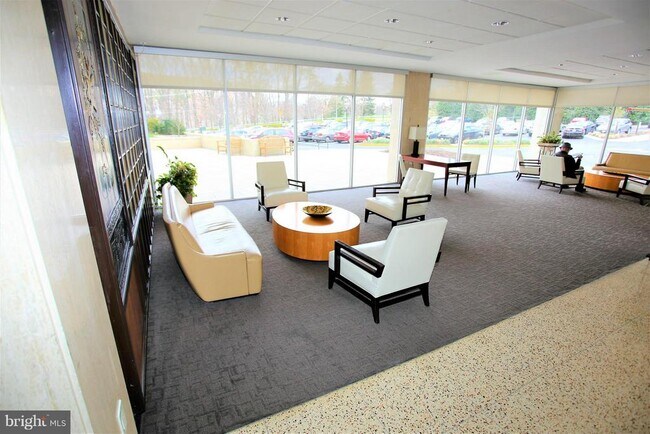 Building Photo - 10500 Rockville Pike