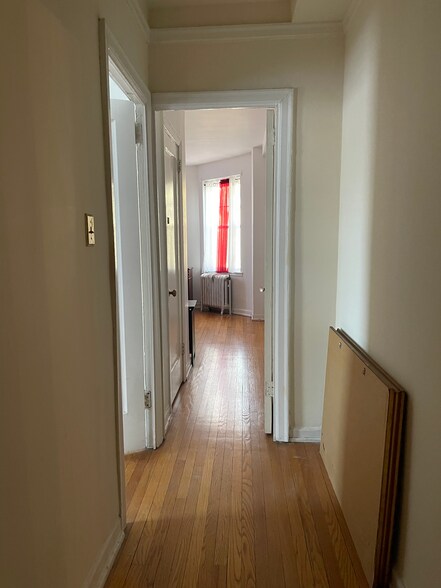 Building Photo - 6334 N Sheridan Rd