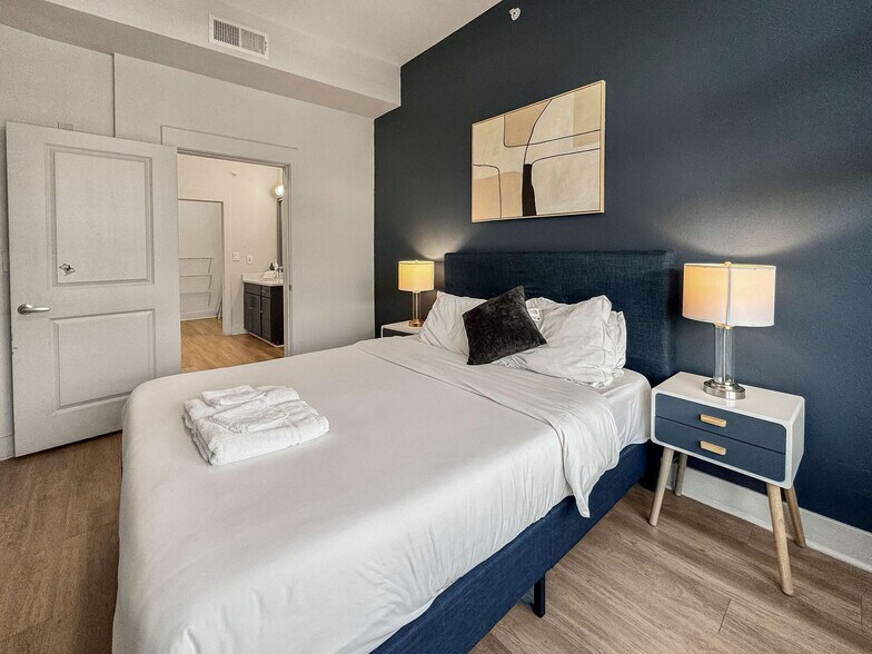 Building Photo - 2901 Indiana St