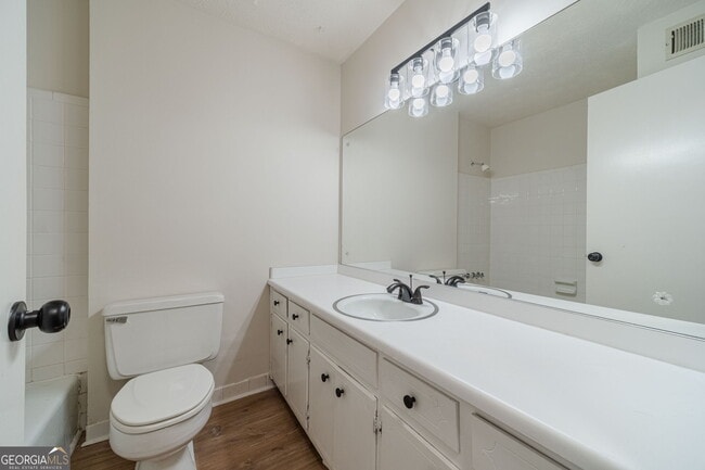 Building Photo - 1678 Pounds Rd SW