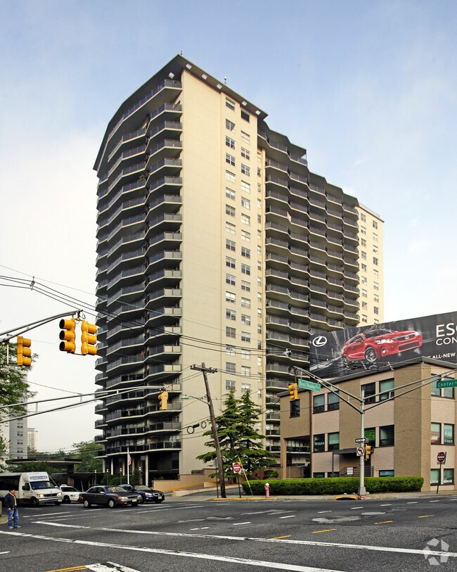 The Pembroke at Fort Lee 2077 Center Ave Fort Lee NJ 07024