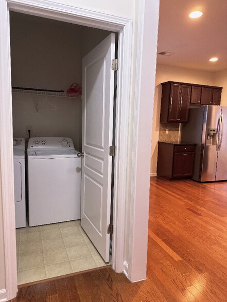 Building Photo - 3567 Archgate Ct