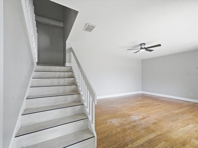 Building Photo - 15338 E Pond Woods Dr
