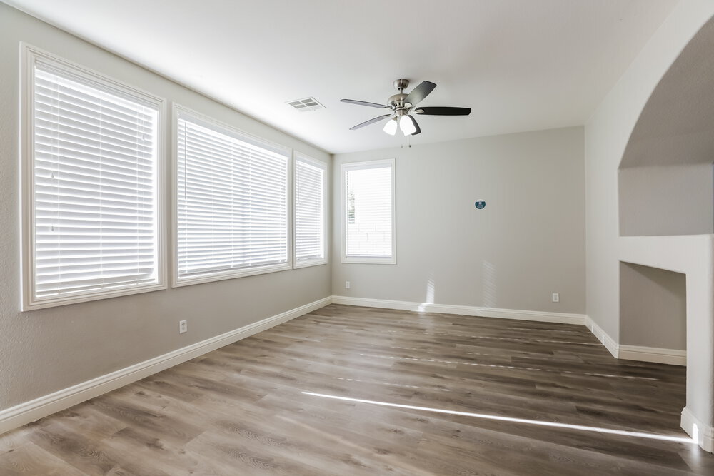 Building Photo - 1857 Bayhurst Ave