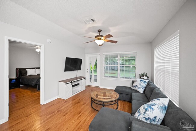 Building Photo - 3025 Flintlock Dr