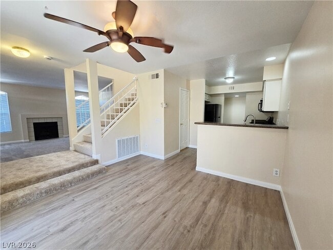 Building Photo - 2817 Crystal Lantern Dr
