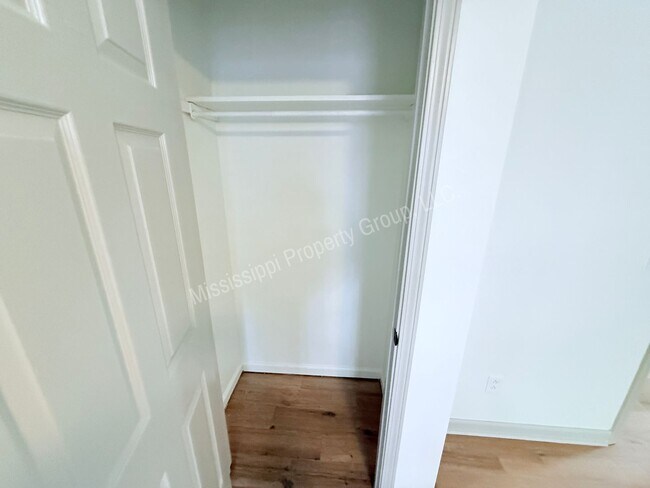 Building Photo - 3BR/3BA For Rent Short Term