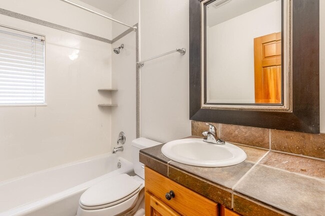 Building Photo - Old Town GEM Just 1 Block from PCMR!