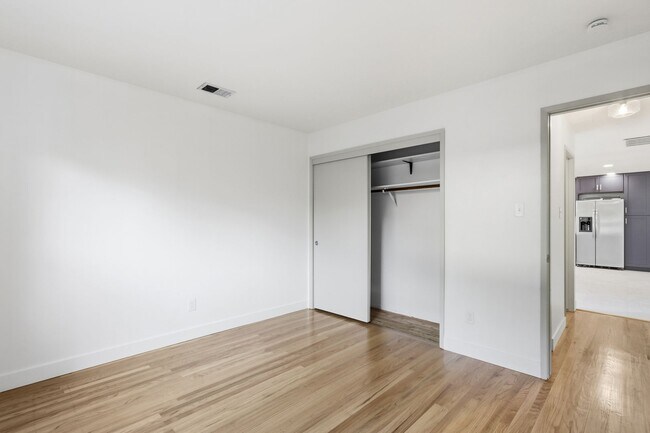Building Photo - 1611 Clemson Dr