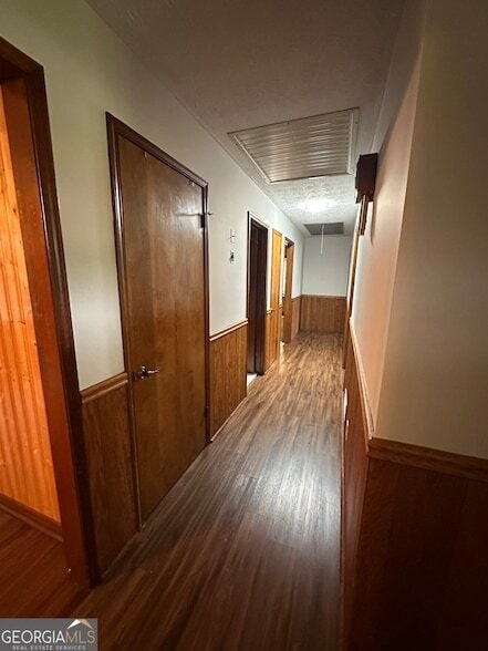 Building Photo - 145 Redwood Cir