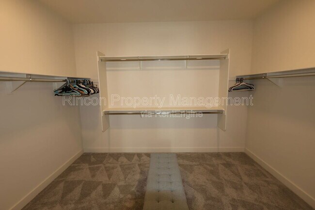 Building Photo - 2850 Wagon Wheel Rd