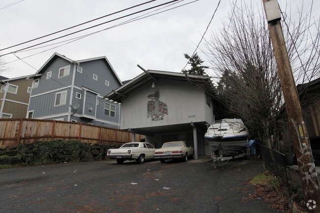 Building Photo - 3018 N.E. 137th St