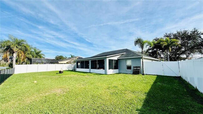 Building Photo - 3600 Yellow Bird Ct