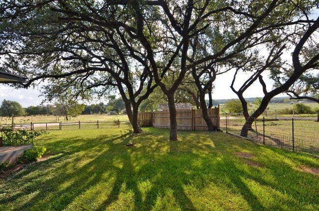 Building Photo - 182 Patten Dr