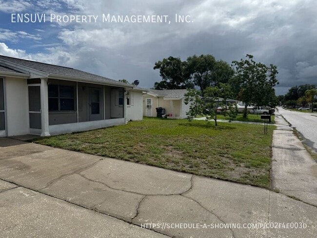 Primary Photo - 7705 Farmlawn Dr