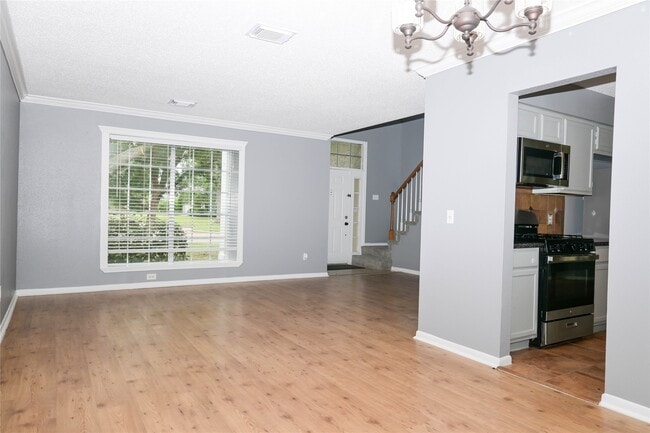 Building Photo - 2607 Woodstream Blvd
