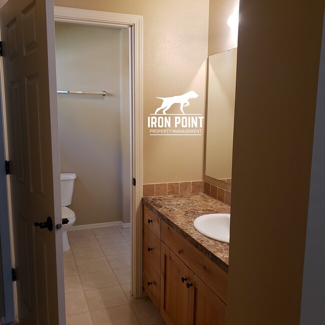 Building Photo - 886BONSAI