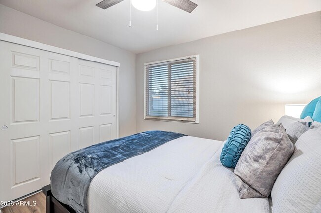 Building Photo - 5045 N 81st St