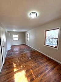 Building Photo - 14315 Ledgewood Ave