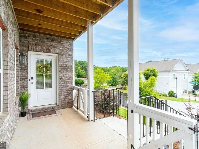 Building Photo - 831 Corsiglia Farm