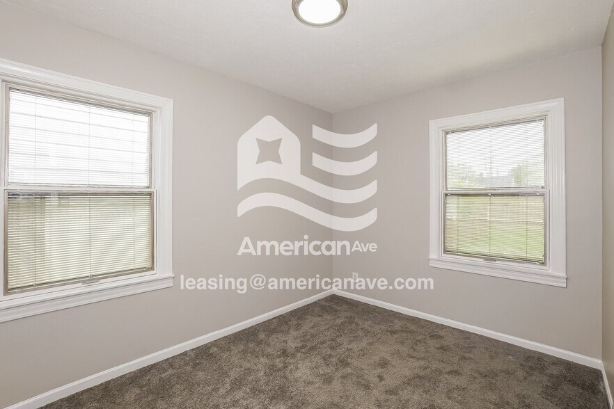 Building Photo - 3187 Lincoln St