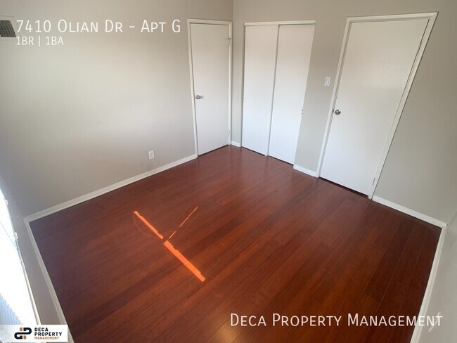 Building Photo - 1 Bedroom Apartment