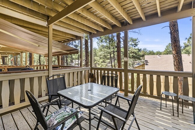 Building Photo - 214 Metz Dr