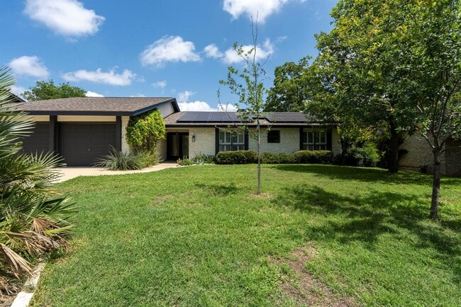 Building Photo - 2404 Coral Ridge Cir