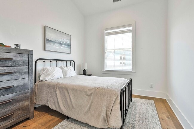 Building Photo - Fully Furnished Trilith Townhome with Larg...