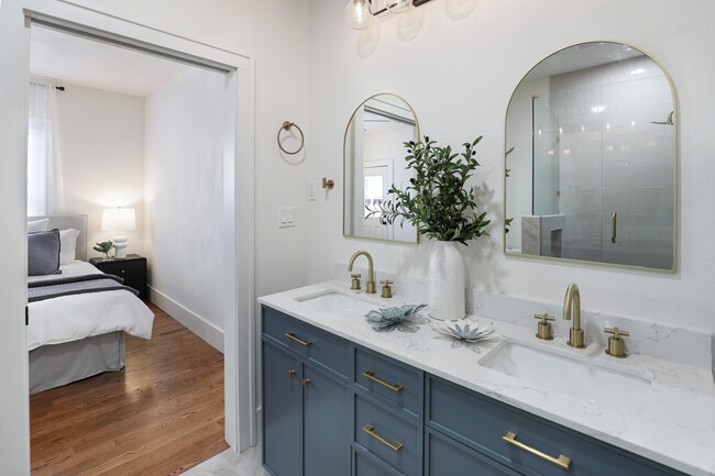 Building Photo - 1407 W Louisiana St