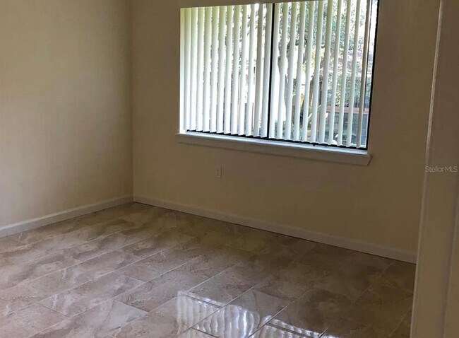 Building Photo - 510 Mistletoe Ct