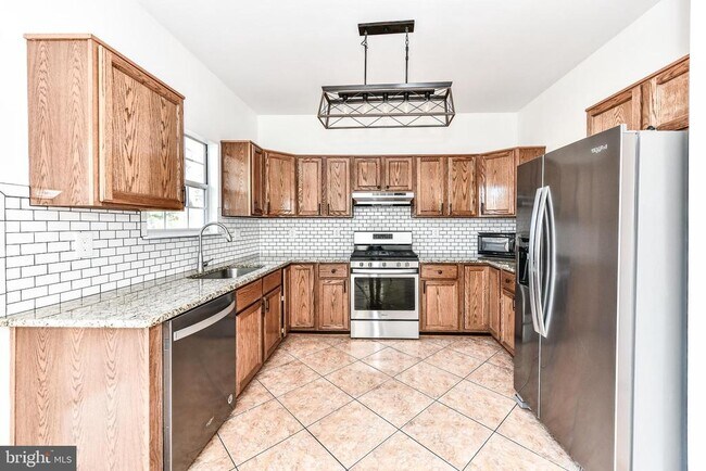 Building Photo - 6018 Callaway Ct