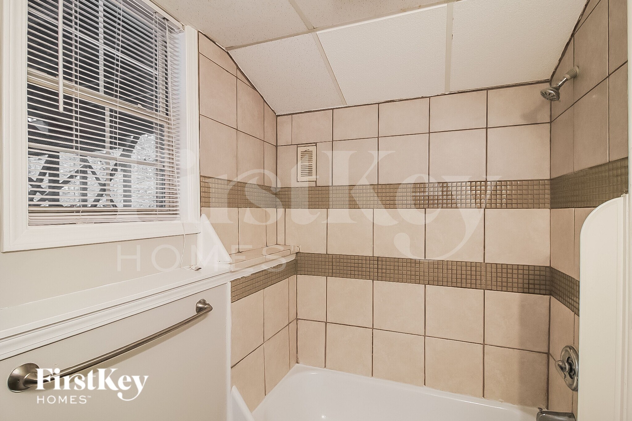 Building Photo - 4860 Wade Valley Way