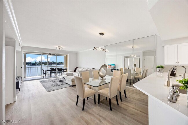 Building Photo - 9700 Gulf Shore Dr