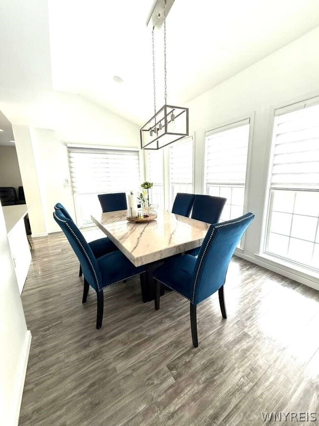 Building Photo - 2423 Purple Martin Ln