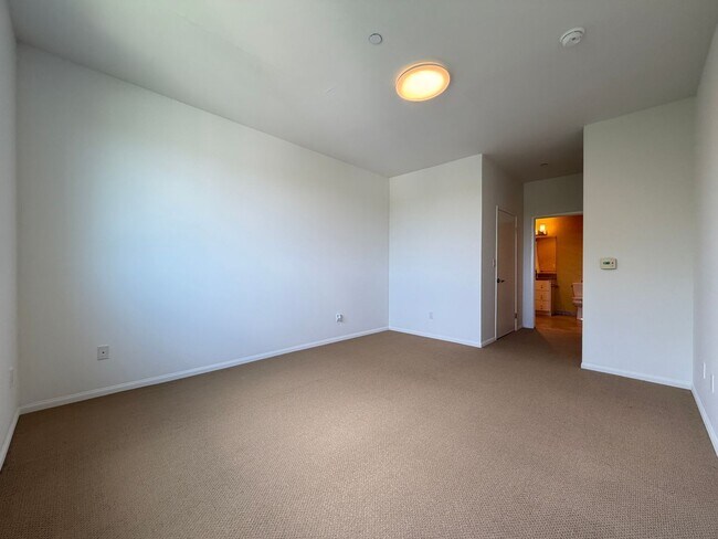 Building Photo - 13941 Sherman Way
